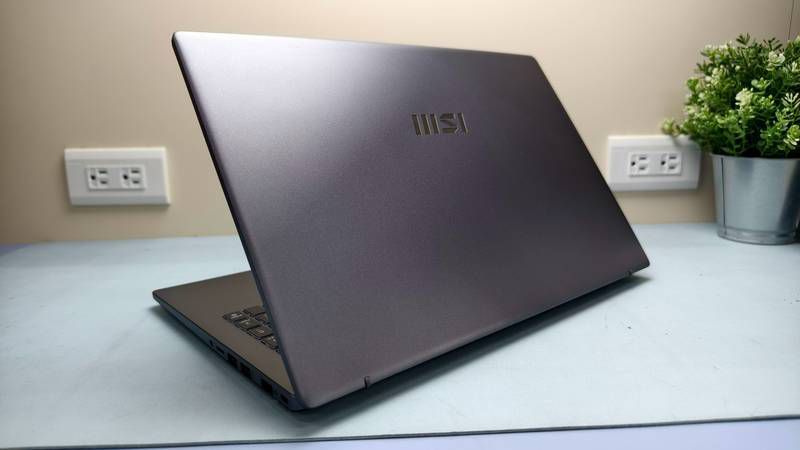 MSI Modern 15機身側面設計
