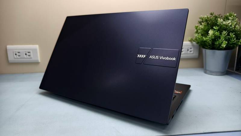 ASUS Vivobook 15 M1502NAQ 午夜藍機身